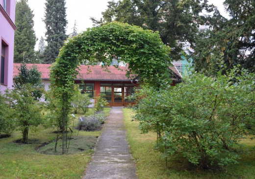 Zahrádka slečny Diorové